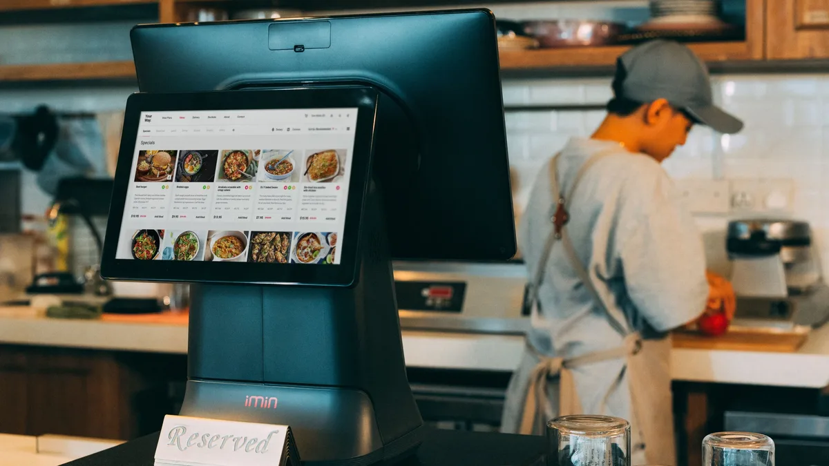 Restaurant managers are increasingly buying kitchen equipment online for better selection, planning, and cost control...