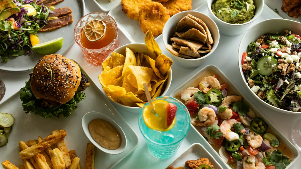 Food & Drink: Texas Roadhouse offers 16 entrees under $17, including burgers, sandwiches, and platters