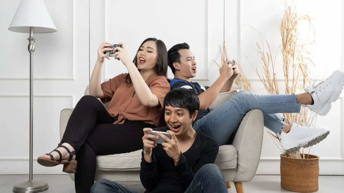 A report from Gamescom 2026 highlights three upcoming mobile games from the Korean pavilion: the roguelike 'Midnight...