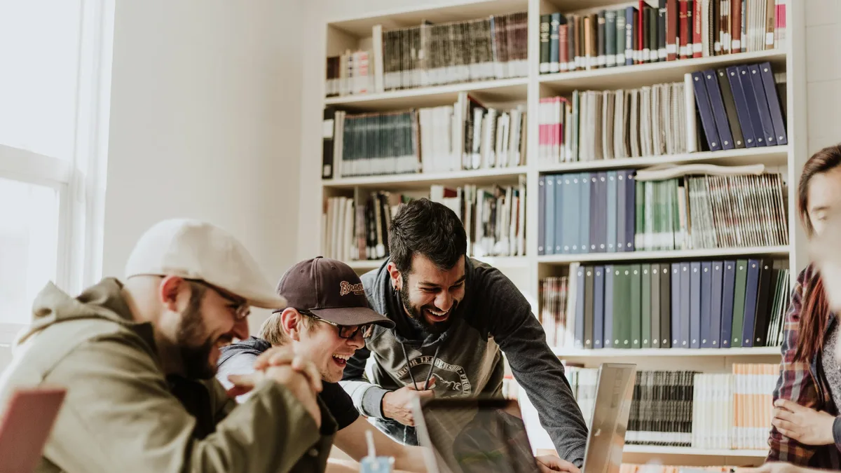 This article explores the importance of knowledge communication in making scientific, technological, and humanistic...