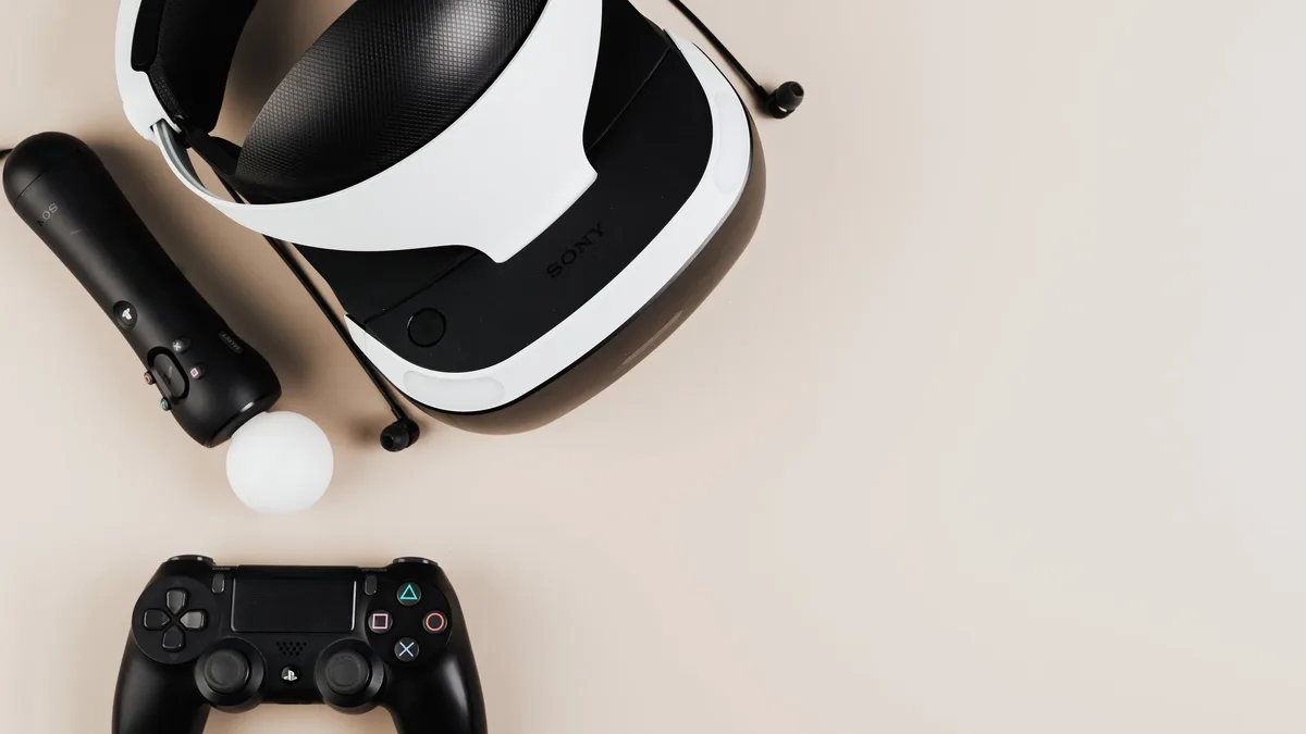 An analysis of Virtual Reality in corporate learning identifies its effective use for high-stakes, hands-on skills and...