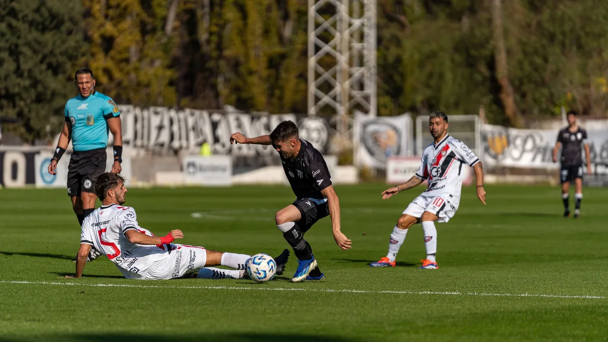 Competitions: Tractor FC maintained their unbeaten start to the Iran Pro League season, moving four points clear