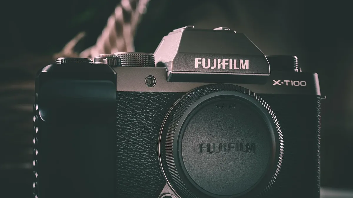 New data from Japan shows Fujifilm remains the fourth-largest mirrorless camera maker, with its rise to third place...