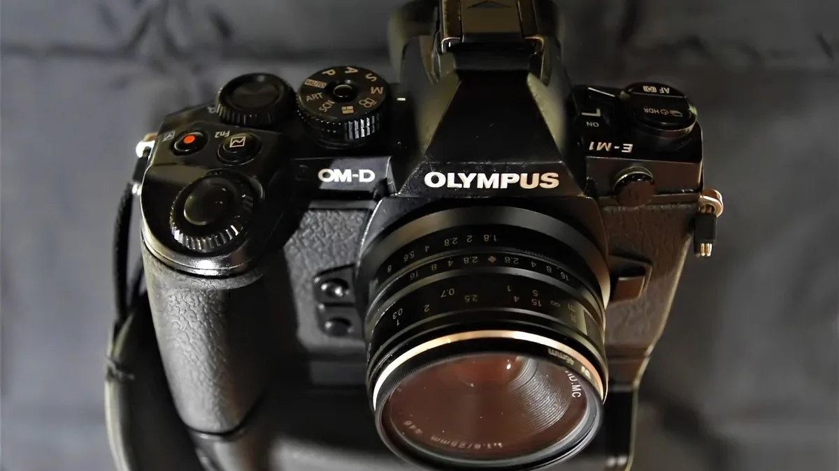 OM System has launched the PEN, a new compact mirrorless camera with a 20MP sensor, in-body stabilization, and...