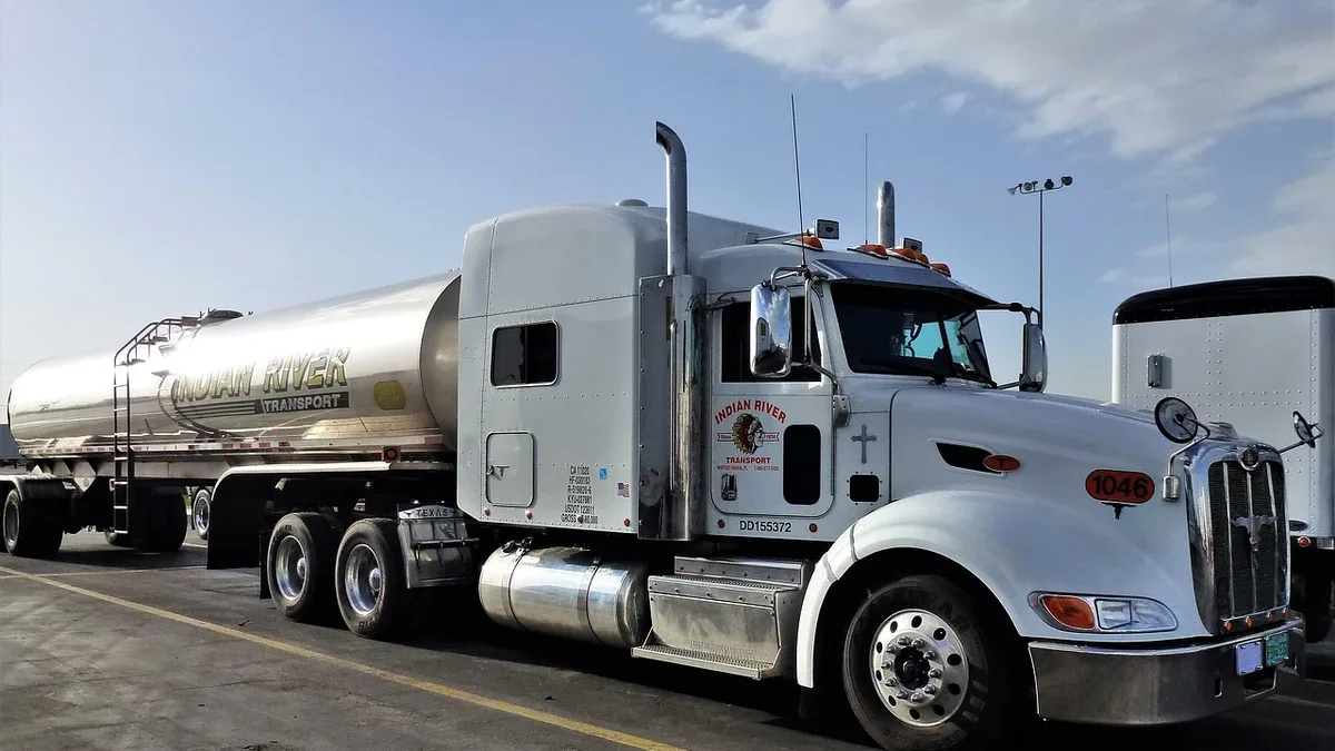 Trailer manufacturer Fruehauf is asking a Kentucky court to add component suppliers SAF-Holland and Bendix as defendants...