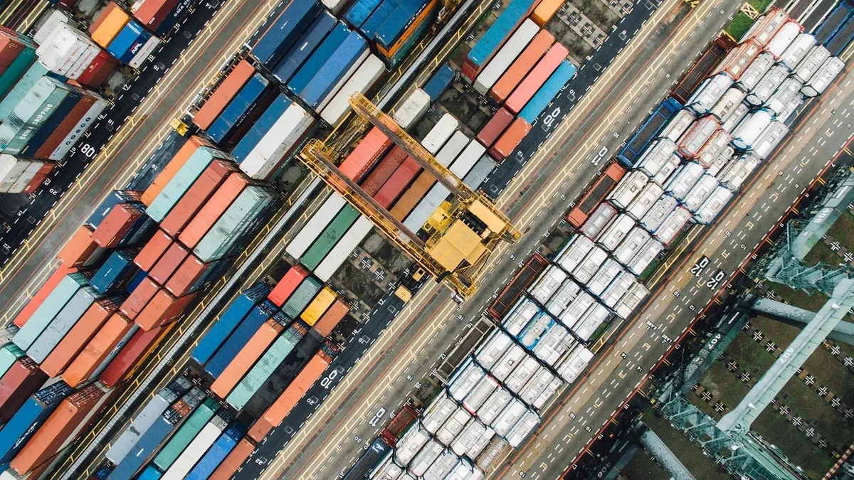 Container dwell times for rail-bound cargo increased to 6.75 days in August at the Los Angeles-Long Beach port complex...