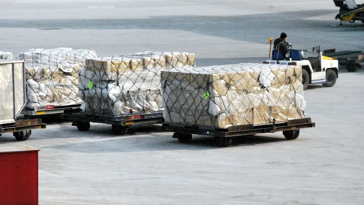 XPO reported a 3.7% year-over-year tonnage increase for August, keeping the LTL carrier on pace to meet its third-quarter...