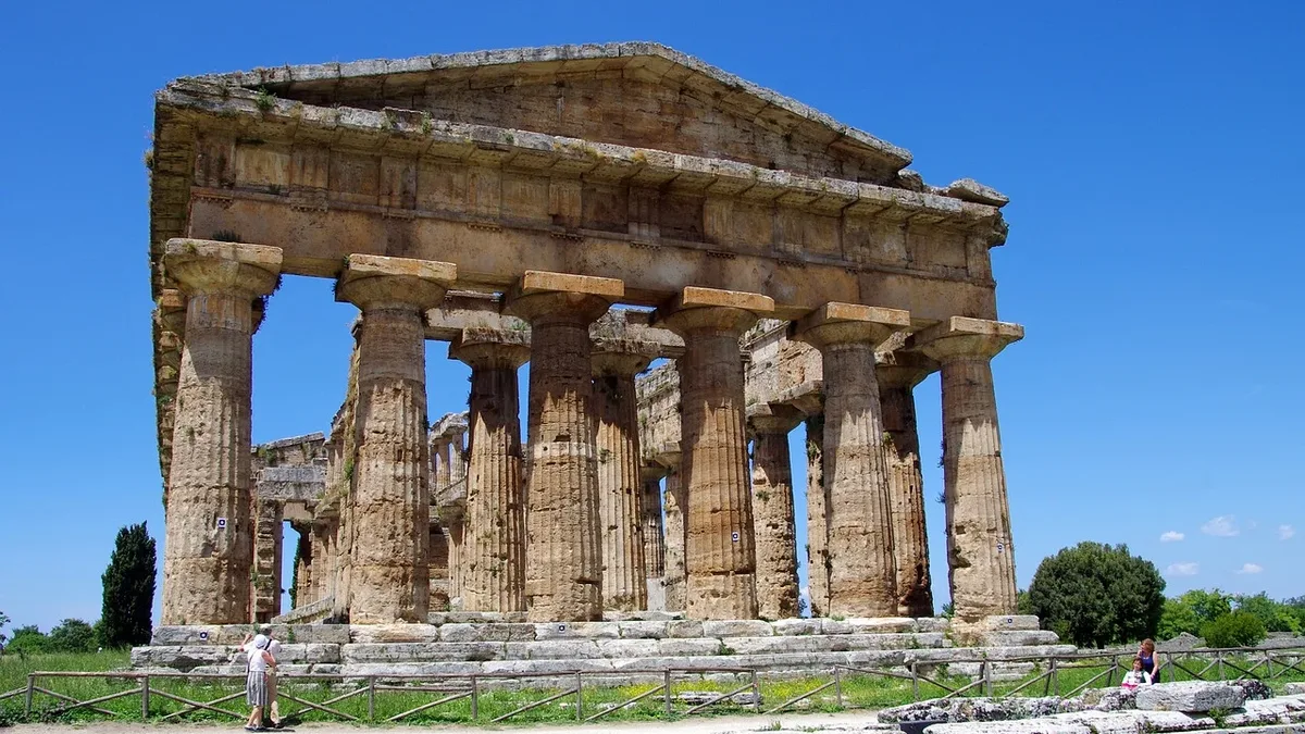 Archaeologists have uncovered a 1,800-year-old temple to Mars and a statuette of Victory at the Kapersburg Roman fort in...