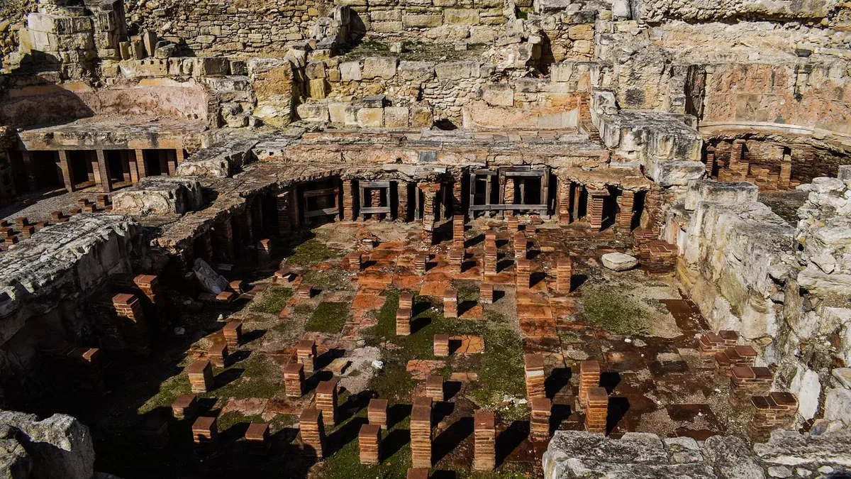 Archaeologists in Serbia have uncovered a uniquely designed private bath complex within a tower of Emperor Maximinus...