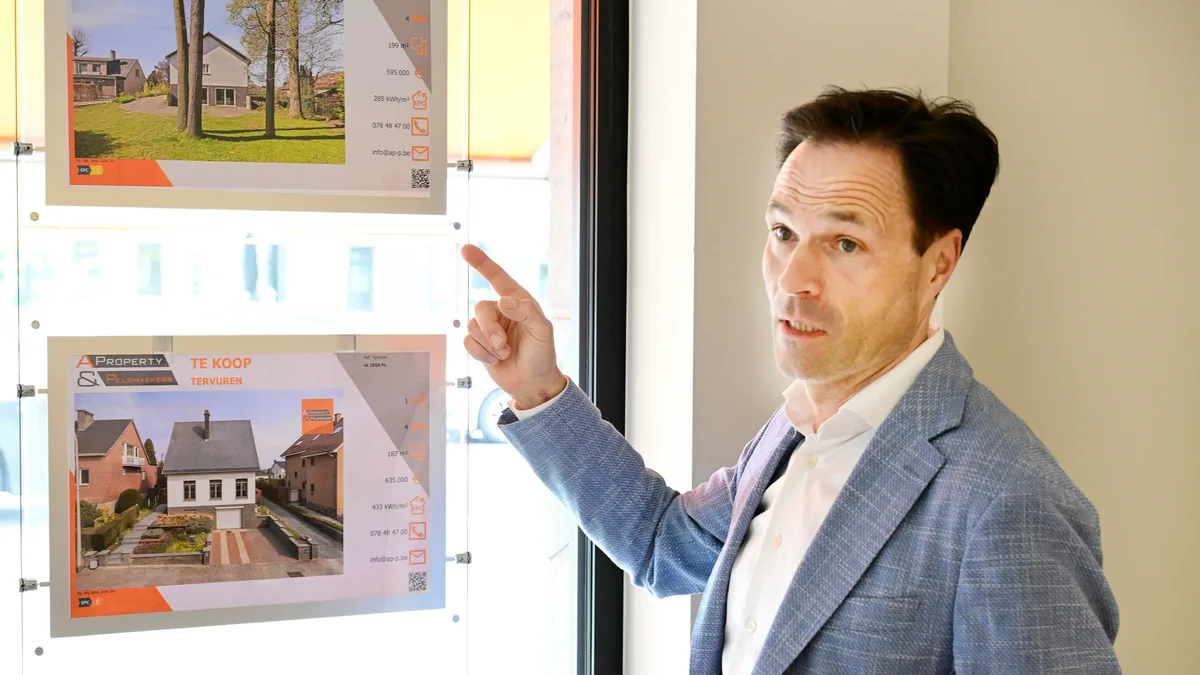 Partners Group secures a $1 billion Asia credit mandate, Singapore's new home sales rebound, and key real estate deals...