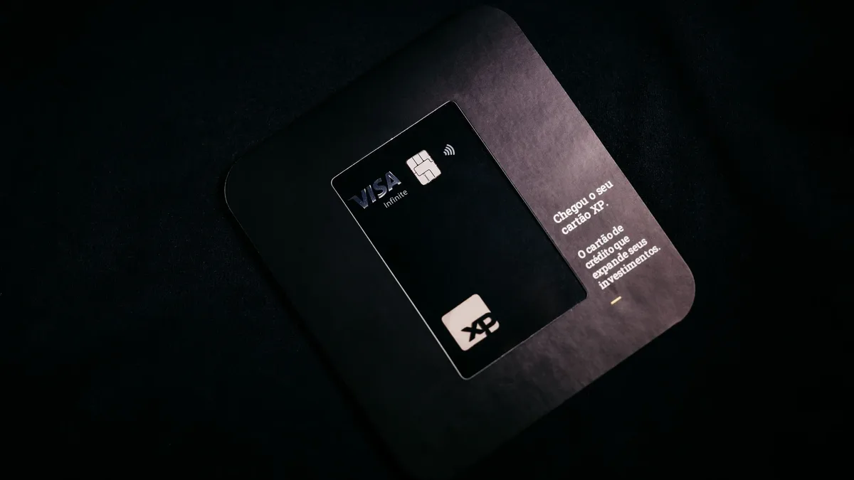 Santander has launched the Visa Infinite Private credit card for high-income clients, offering 6 Esfera points per dollar...