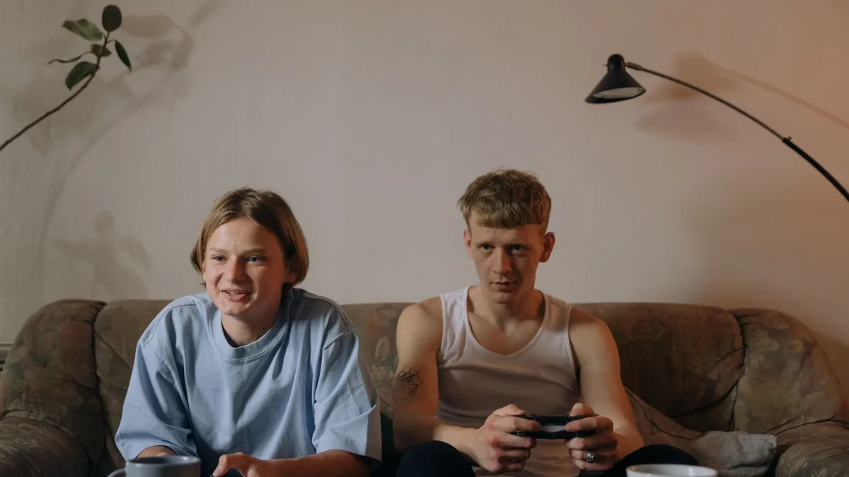 A writer for Eurogamer played matchmaker and brought people together to play Big Walk, a game about getting people together...