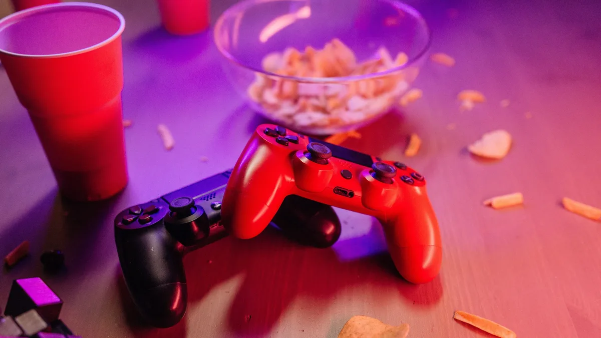 Horizon Hunters Gathering is reportedly no longer a live service game following negative feedback during early private...