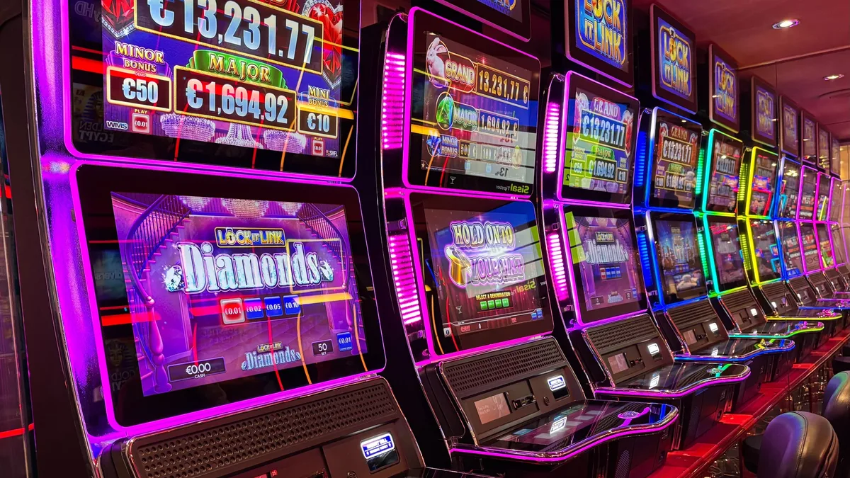 Cruise casino regulars approach no-deposit and wager-free bonuses with caution, knowing that terms and conditions apply