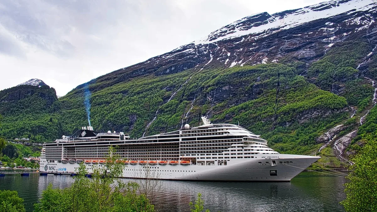 Itinerarios Y Puertos: Nicko Cruises will offer an eight-day Danube sailing in 2027 focused on guided hikes
