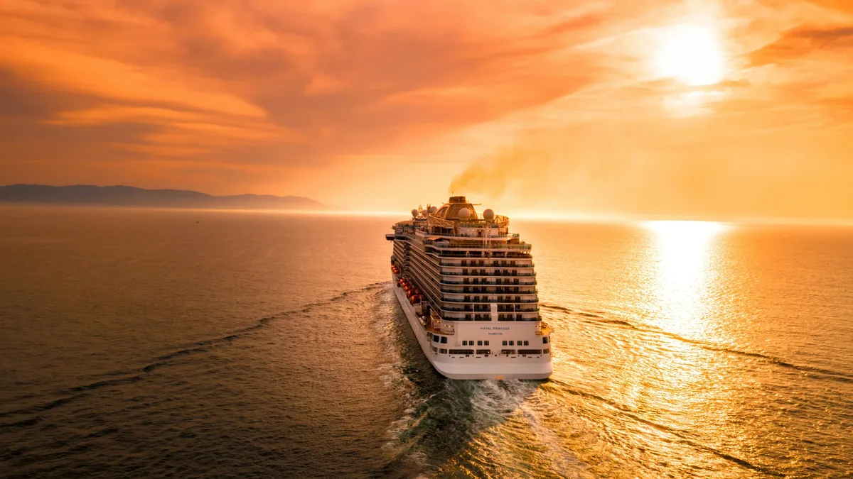 Itinerarios Y Puertos: SeaDream Yacht Club has announced its new 230-guest ship, SeaDream III, set to debut in July 2029