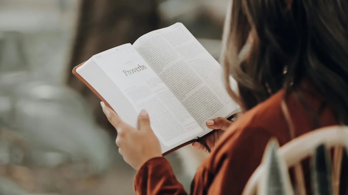Prizes Lists: A satirical novel that dissects wealth, class, and the media through multiple voices