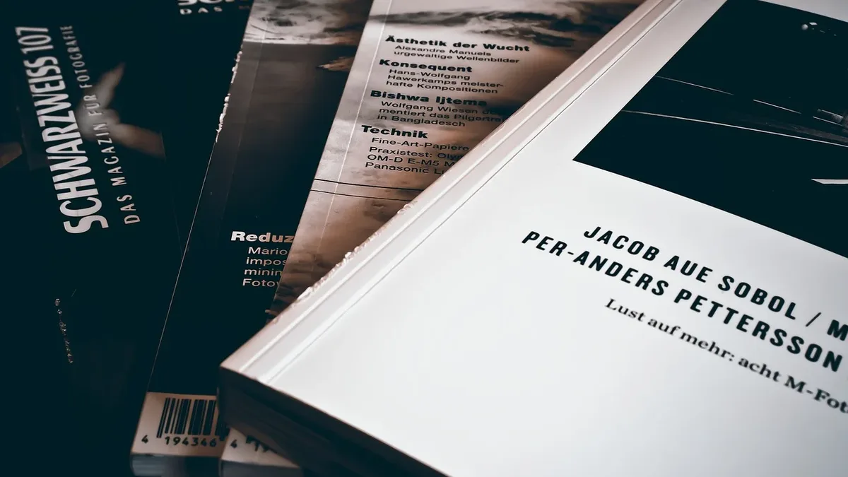 Sciences Humaines Editions and Philosophy magazine have jointly launched a new book series called 'MàJ' to address...