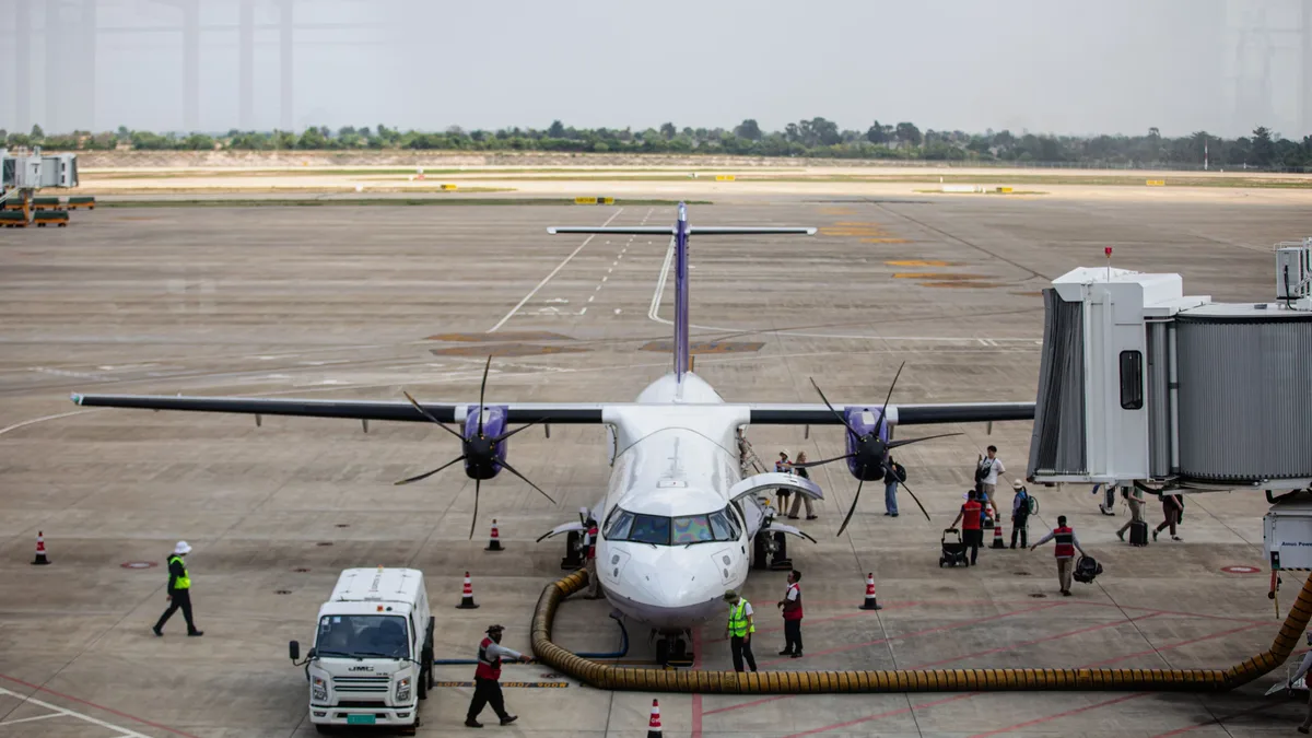A report details five airlines known for rapid boarding, highlighting methods like WILMA and operational tactics that...