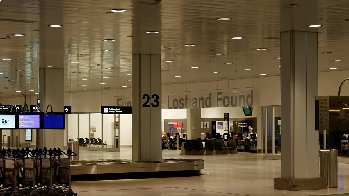 Airports: Etihad Airways has closed its London Heathrow Terminal 4 lounge for a major renovation with virtually no notice