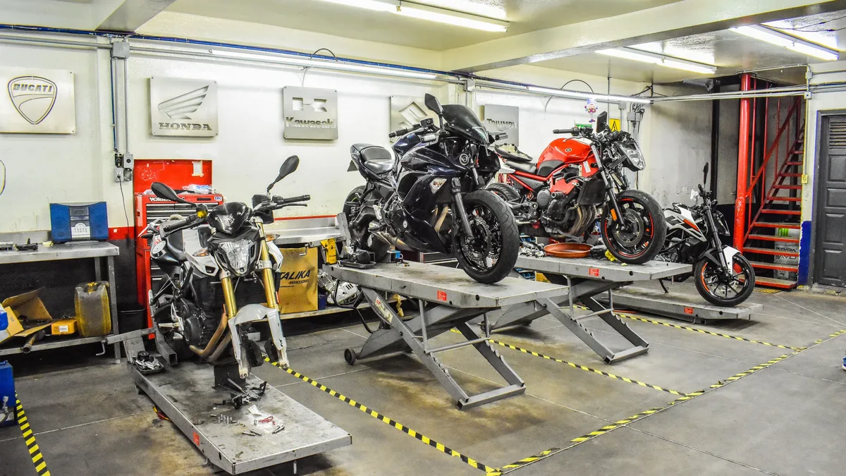 The Clarke CML6 mechanical table lift, priced at £95.98, can raise bikes up to 500kg to 400mm high for wheel removal and...