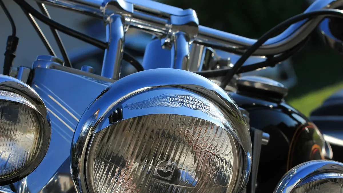 Racing: Harley, davidson, motorcycle, machine, freedom, chrome.
