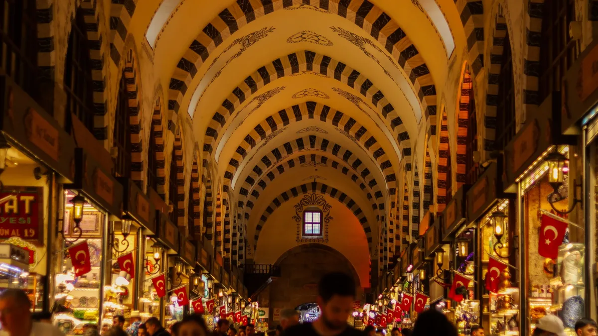 India's white-collar job market grew 14% year-on-year in August, with the retail sector posting a 15% increase in hiring
