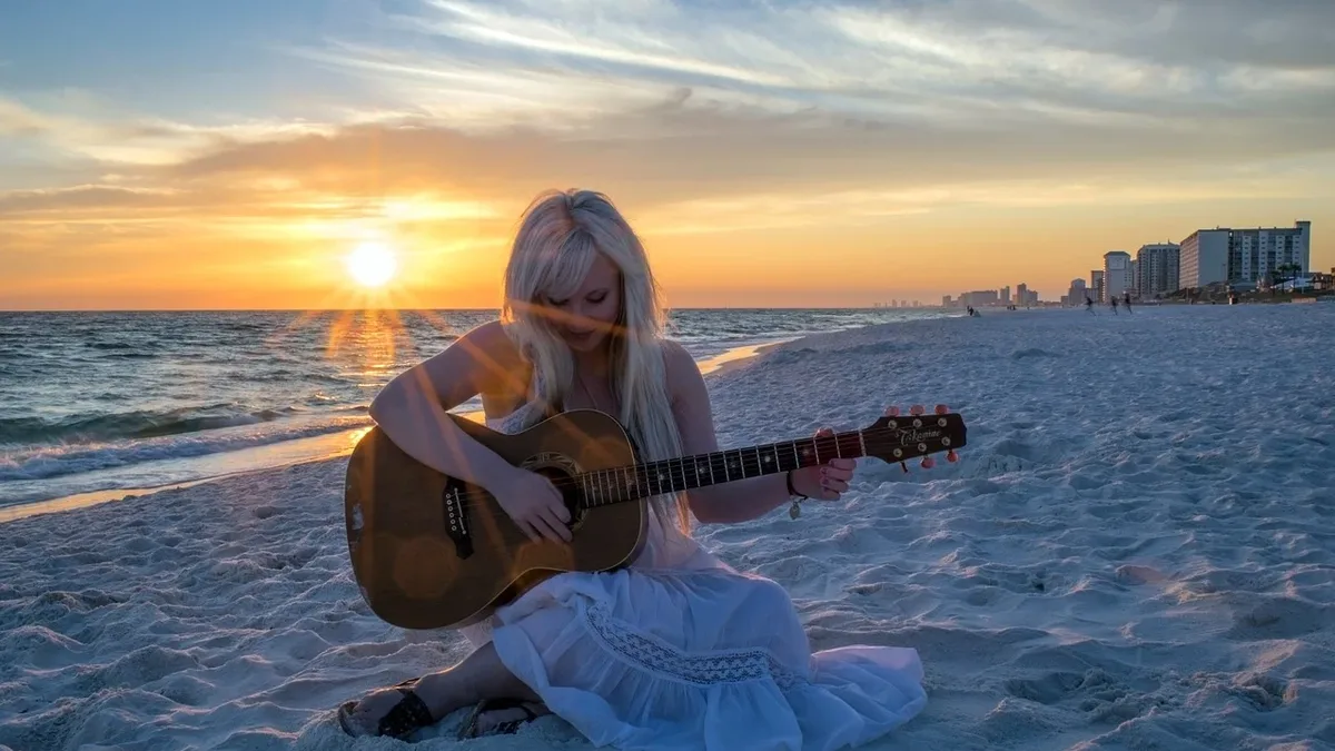 Charts: Ella Langley's 'Choosin' Texas' sets a record with its 20th week at #1 on the Billboard Hot 100