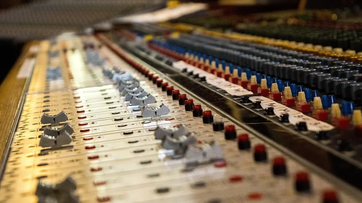Symphonic has added audio delivery from Songtradr's MassiveMusic to its TransferTrack migration tool, aiming to automate...