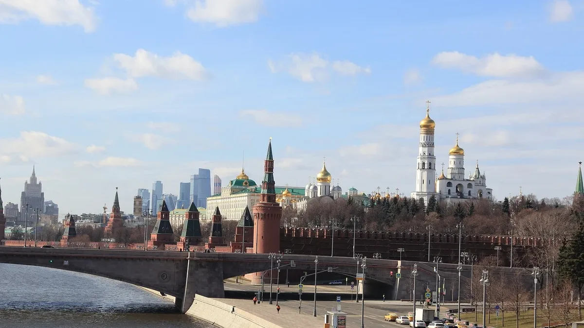 A report by Casey Michel in Foreign Policy details how Jared Kushner presented a Ukraine peace plan to President Zelensky...