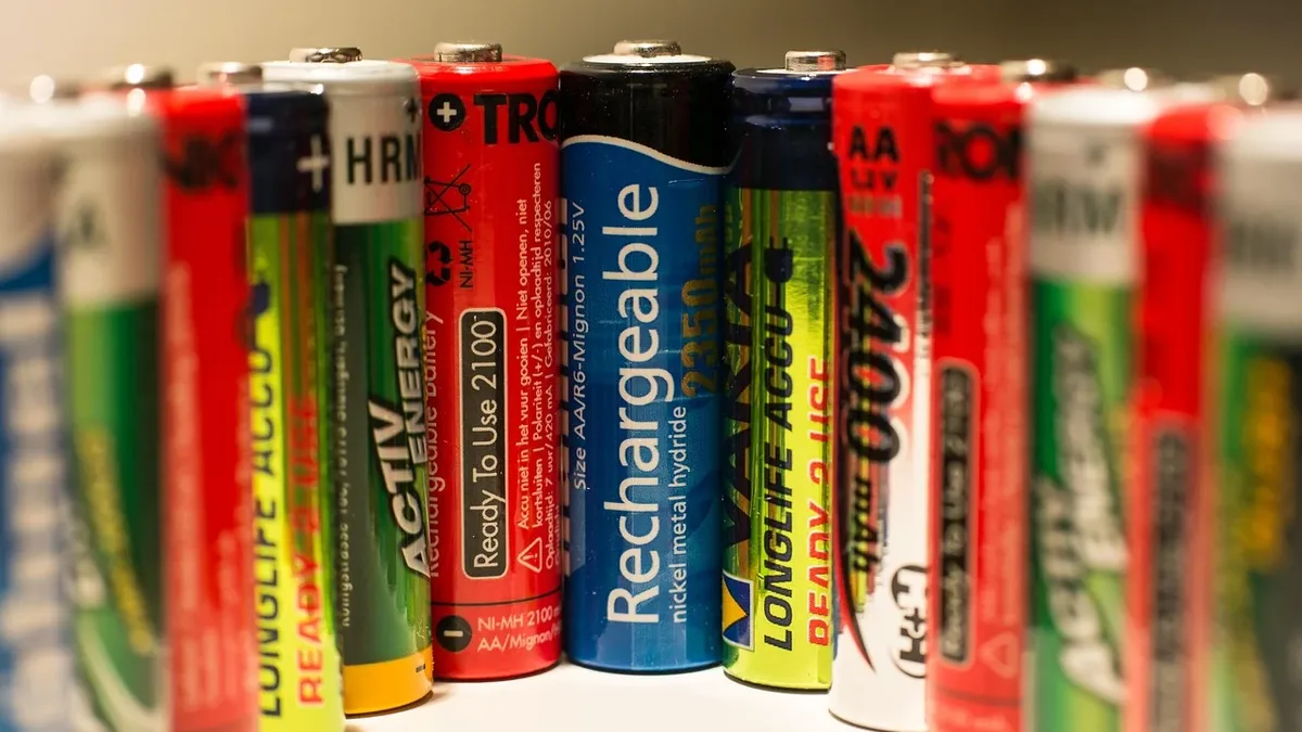 China's listed battery storage companies show broad profit recovery in H1 2026, with leaders like CATL and EVE Energy...