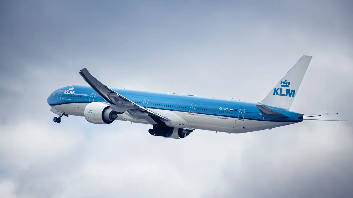 KLM will provide complimentary high-speed Starlink internet to FlyingBlue members on all long-haul flights starting mid-2027
